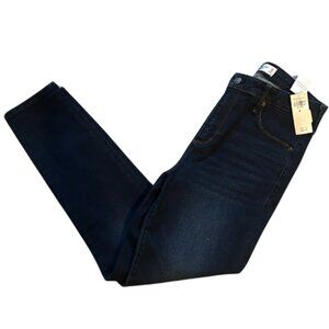 NWT Abercrombie & Fitch The Super Skinny High Rise Jeans